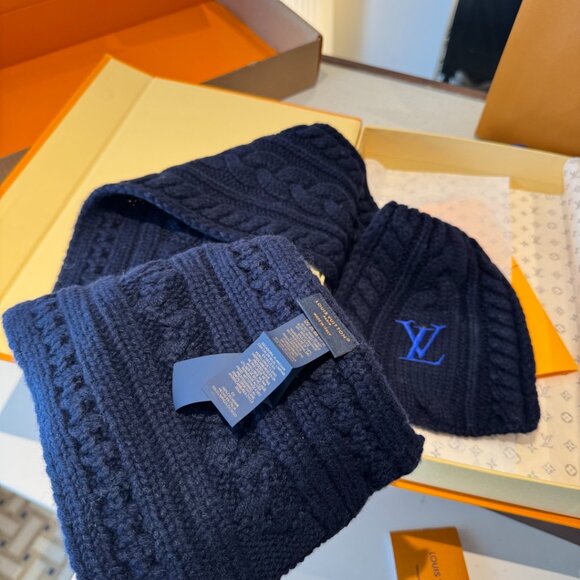 Louis Vuitton ONLY MINI CABLE Scarf - Picture 3 of 4